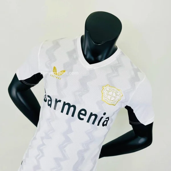 کیت پلیری بایرلورکوزن دوم سفید 2025 - سون اسپرت