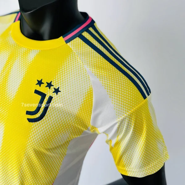 کیت یوونتوس سوم زرد 2025 - سون اسپرت