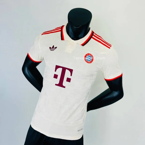 كيت پليری بايرن مونيخ سوم كرم 2025 - سون اسپرت