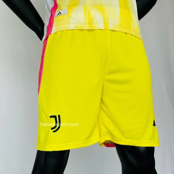 کیت یوونتوس سوم زرد 2025 - سون اسپرت