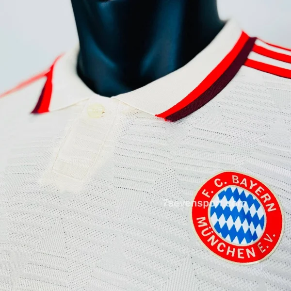 كيت پليری بايرن مونيخ سوم كرم 2025 - سون اسپرت