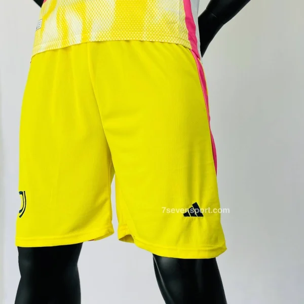 کیت یوونتوس سوم زرد 2025 - سون اسپرت