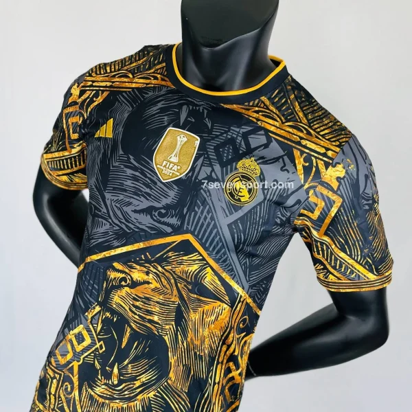 کیت رئال مادرید پردیتور 2 کانسپت مشکی طلایی 2025 - سون اسپرت