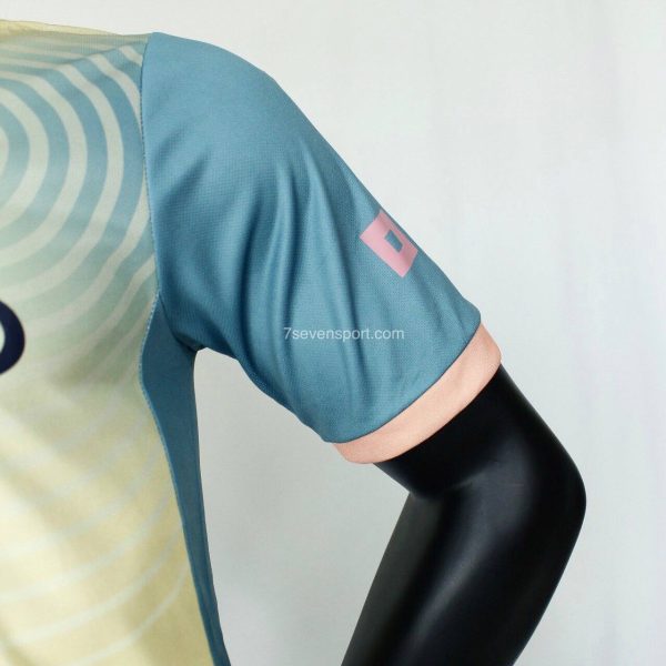 کیت منچستر سیتی چهارم آبی کرم 2025 - سون اسپرت