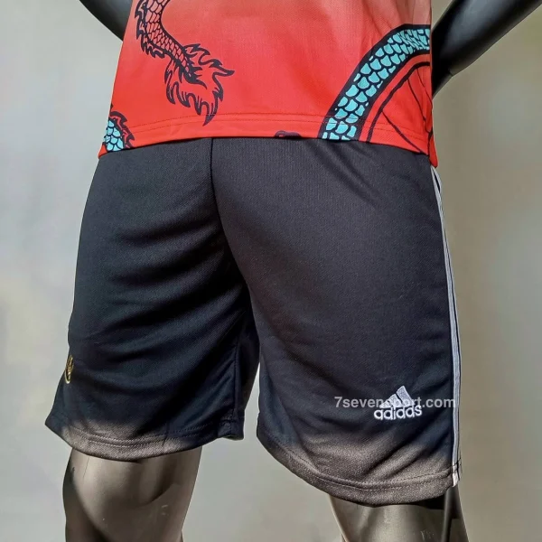 کیت رئال مادرید دراگون فیروزهای قرمز کانسپت 2025 - سون اسپرت