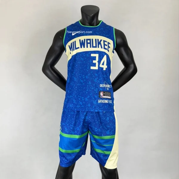 ست بسکتبالی میلواکی آبی - سون اسپرت