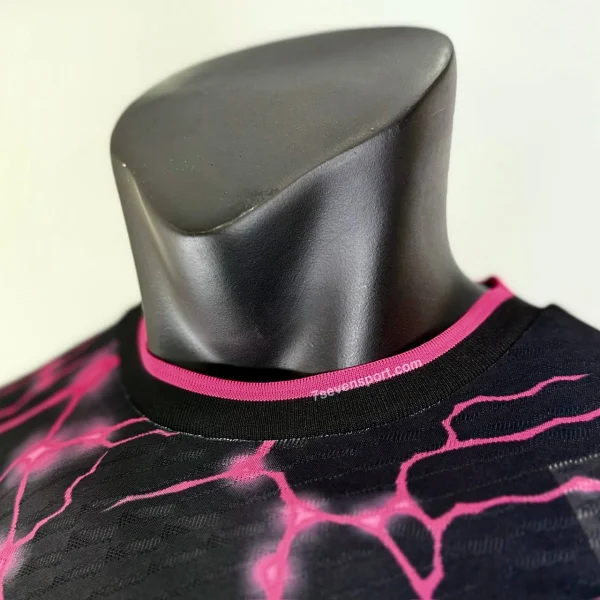 کیت پلیری رئال تایگر مشکی صورتی - سون اسپرت