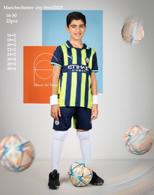 کیت بچگانه منچستر سیتی دوم زرد و سرمه‌ای 2025 - سون اسپرت