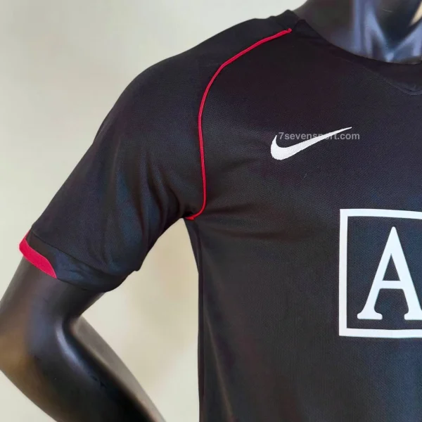 کیت کلاسیک منچستر یونایتد مشکی 2007 - سون اسپرت