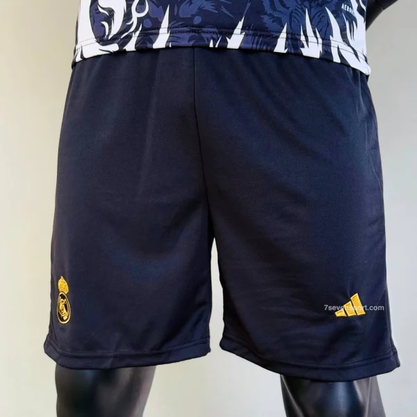 کیت رئال مادرید ولف مشکی سفید کانسپت 2025 - سون اسپرت