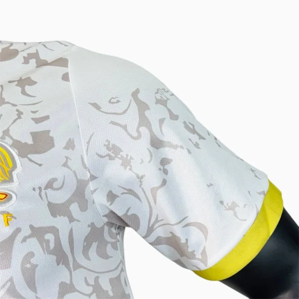 کیت فرانسه Flower سفید طلایی 2025 - سون اسپرت