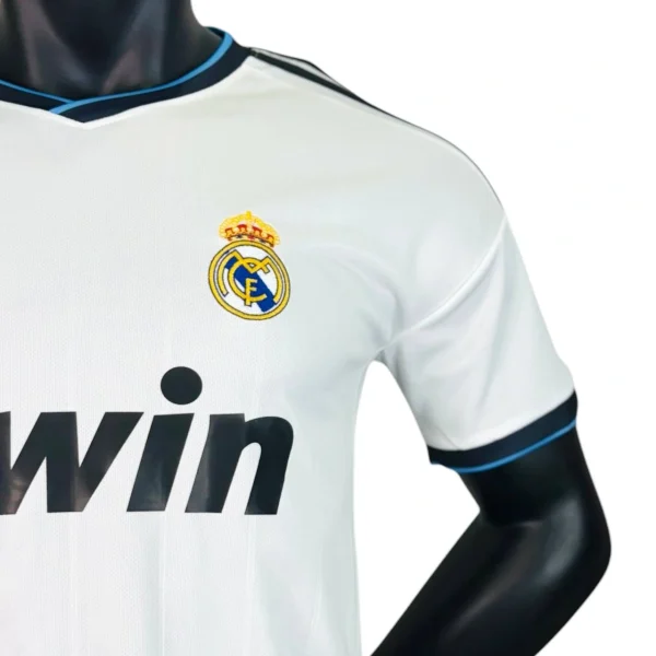 کیت کلاسیک رئال مادرید سفید 2012 - سون اسپرت