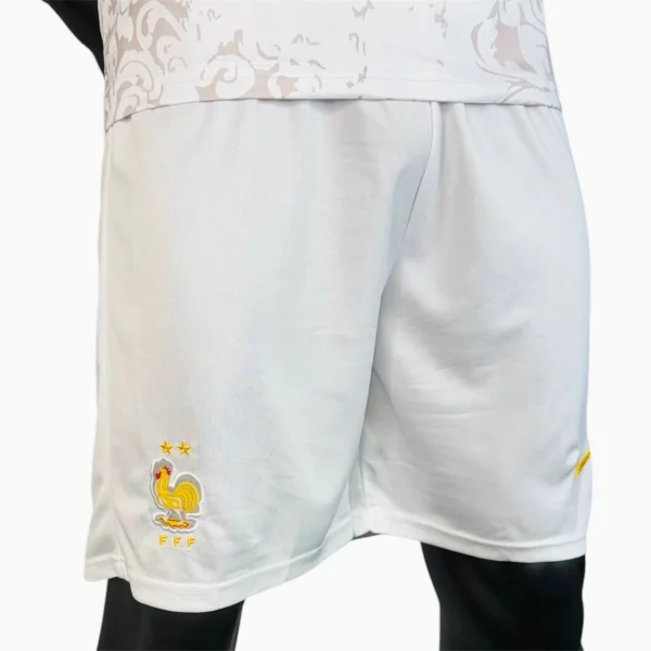 کیت فرانسه Flower سفید طلایی 2025 - سون اسپرت