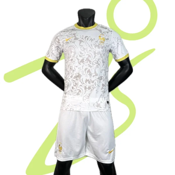 کیت فرانسه Flower سفید طلایی 2025 - سون اسپرت