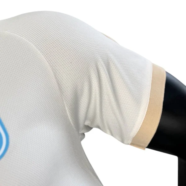 کیت هالیدی ورژن ایتالیا کرم - سون اسپرت