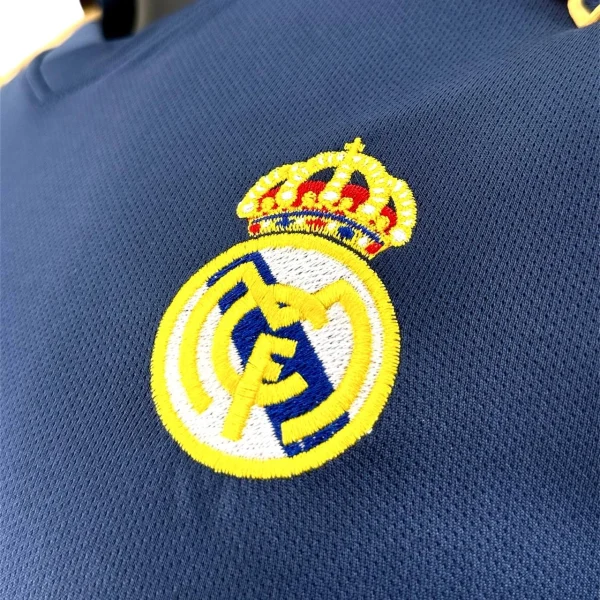 کیت کلاسیک رئال مادرید سرمهای 1998 - سون اسپرت