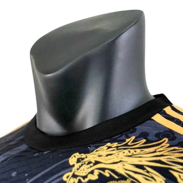 کیت پلیری رئال مادرید دراگون کانسپت War Dragon - سون اسپرت