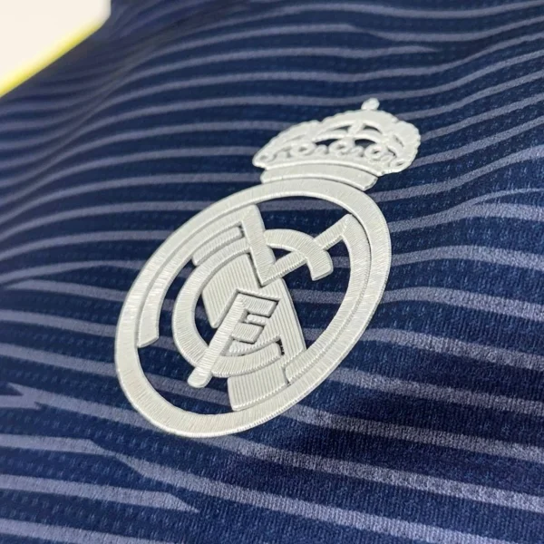 کیت اسپشیال رئال مادرید دوم سرمهای 2026 - سون اسپرت