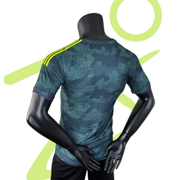 کیت پلیری رئال مادرید کانسپت سبز - سون اسپرت