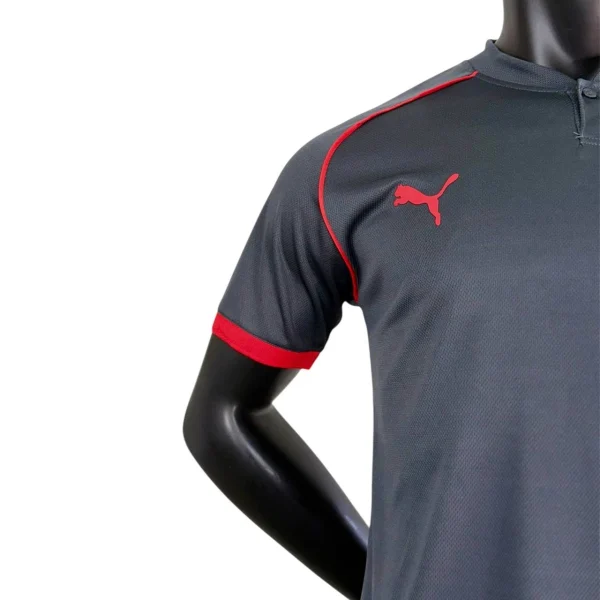 کیت هالیدی ورژن آث میلان - سون اسپرت