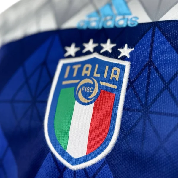 کیت ایتالیا Triangle 2025 - سون اسپرت