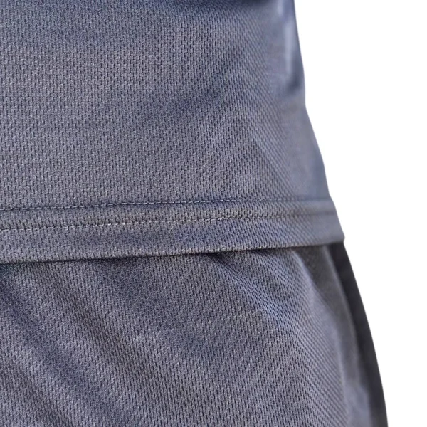 کیت هالیدی ورژن آث میلان - سون اسپرت