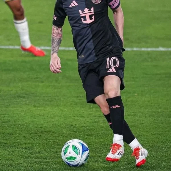 کفش استوکدار f50 اختصاصی مسی 2026 سفید نارنجی - سون اسپرت