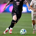 کفش استوکدار f50 اختصاصی مسی 2026 سفید نارنجی - سون اسپرت