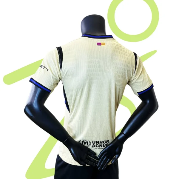 کیت پلیری بارسلونا دوم کرم 2026 - سون اسپرت