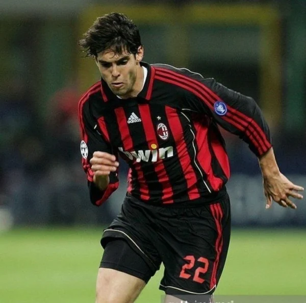 کیت آستین بلند اسپشیال آث میلان اول 2007 - سون اسپرت