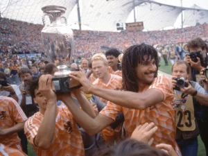 فوتبال هلند - سون اسپرت