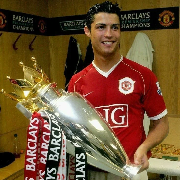 تیشرت پلیری کلاسیک منچستر یونایتد قرمز 2007 - سون اسپرت