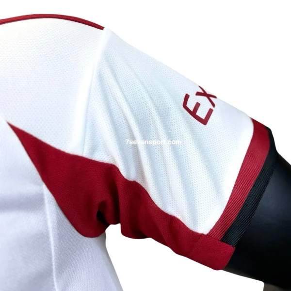 کیت لیورپول دوم سفید 2026 - سون اسپرت