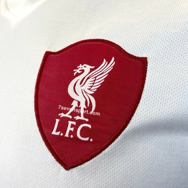 کیت لیورپول دوم سفید 2026 - سون اسپرت