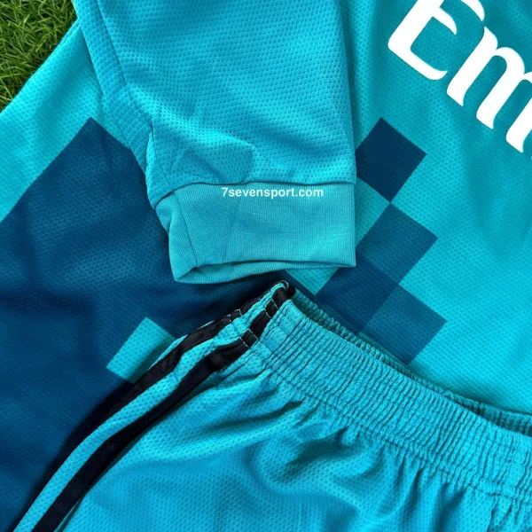 کیت آستین بلند اسپشیال رئال مادرید آبی 2017 - سون اسپرت